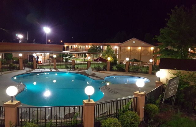 Days Inn by Wyndham Durham/Near Duke University
