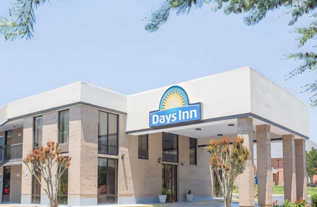 Days Inn by Wyndham Easley West of Greenville/Clemson Area