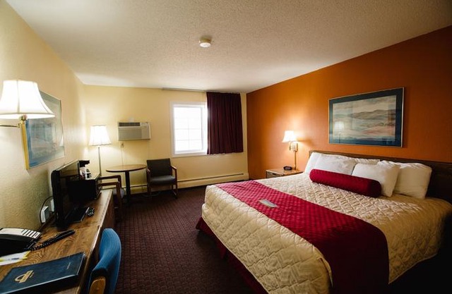 Days Inn by Wyndham Minot