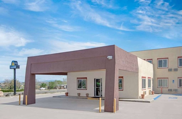 Days Inn by Wyndham Taos