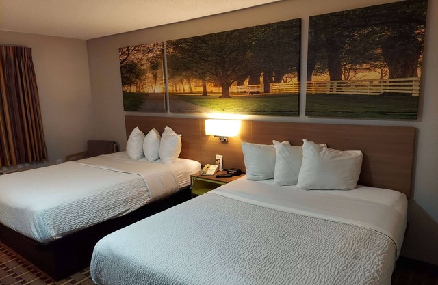 Days Inn & Suites by Wyndham Huntsville