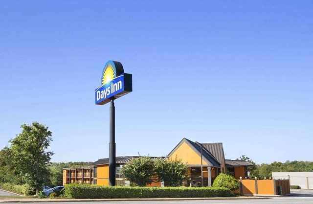 Days Inn & Suites by Wyndham Duncan/Spartanburg