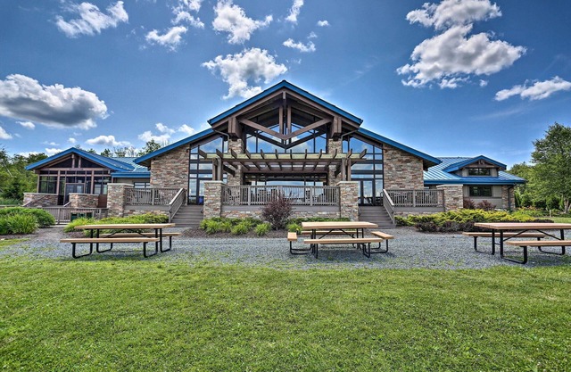 Deck & Fire Pit: Pocono Lake Home Near Skiing!
