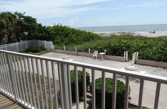 DECKED OUT! REMODELED! Direct Oceanfront! 3 BR 21