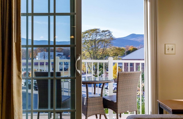 Delightful South Mountain Resort, Studio