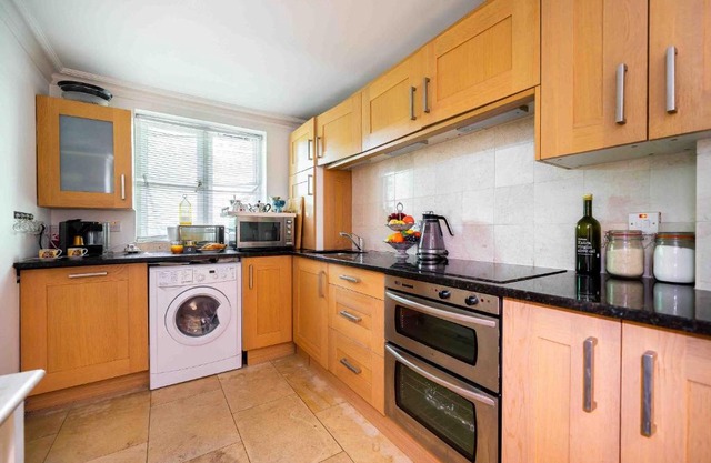 Delightful West Brompton Apartment