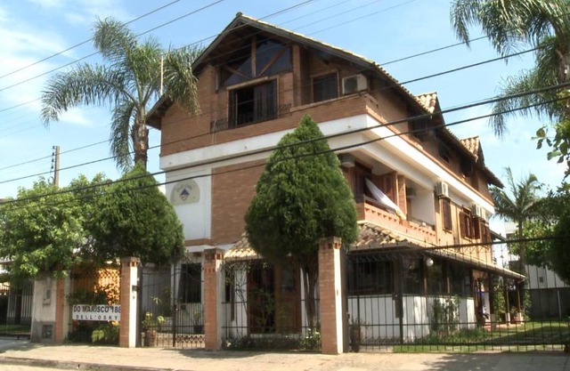 Dell Osky Pousada