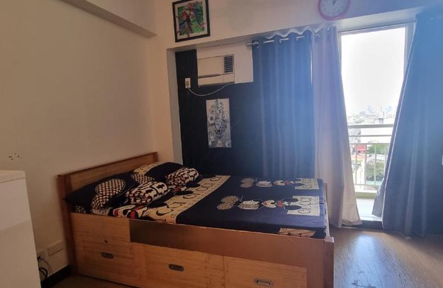 Deluxe Studio Unit in QC for Staycation
