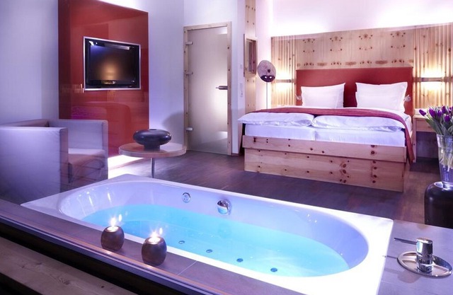 Deluxe Suite with Eagle's Nest - Alpen Adria Hotel & Spa