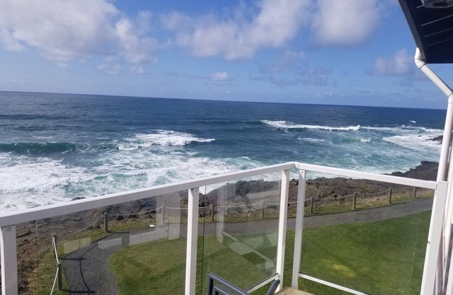 Depoe Bay Twin 