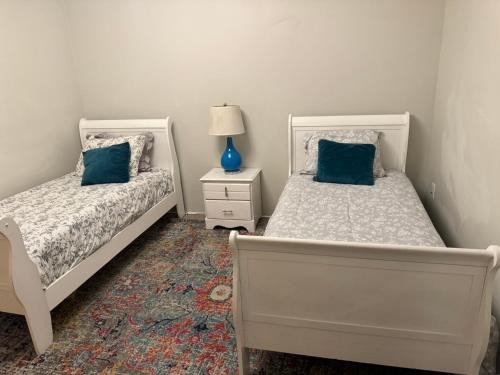 designer abode condo min to Manhattan in jersey city