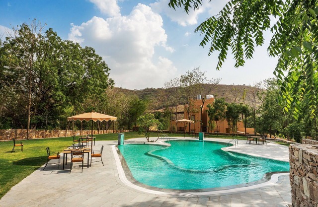 DEV BAGH LUXURIOUS PRIVATE SUITES