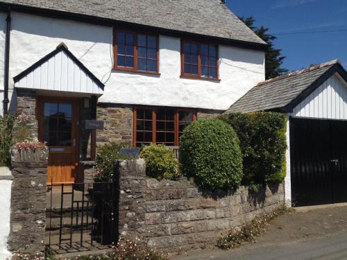 Devon Cottage in Lovely Georgeham
