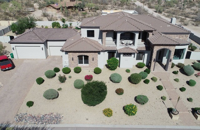 Diamond in the Desert ! An Oasis