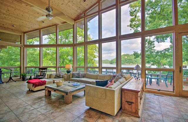 Dock and Pool Table House on Lake of the Ozarks