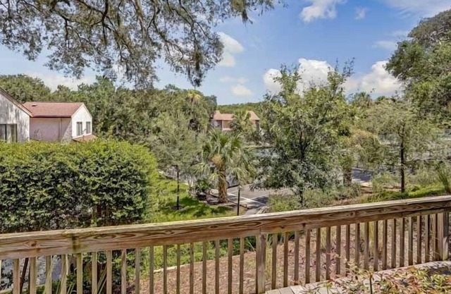 Dog Friendly Forest Ridge Condo Close to Beach by Redawning
