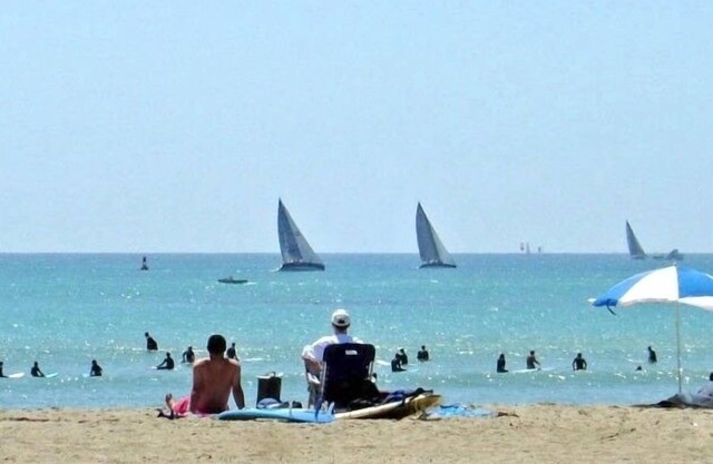 + Doheny Beach Condo- Surfer's Paradise!. Next to beach trail, park, Harbor