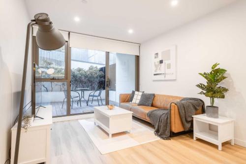 Doncaster Lux 3b2b Apt Balconyparking