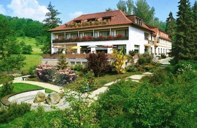 Double room with south balcony 09 - Odenwald star hotel Wiesengrund