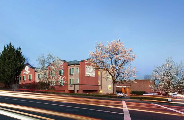 DoubleTree by Hilton Hotel Portland - Tigard
