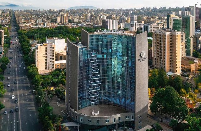 DoubleTree by Hilton Yerevan City Centre
