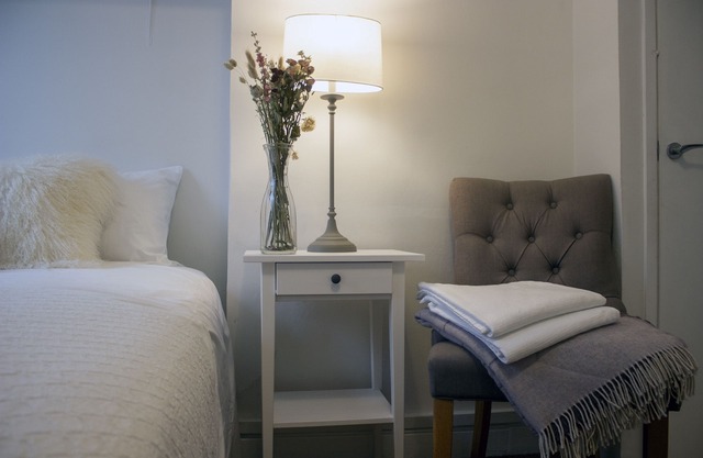 Downshire Haven comfortable 2 double bed terrace
