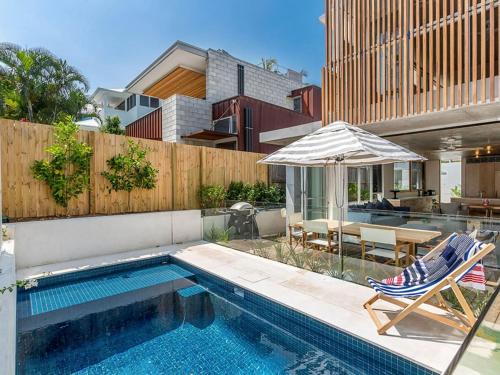 Driftwood Three at Clarkes Beach - includes pool