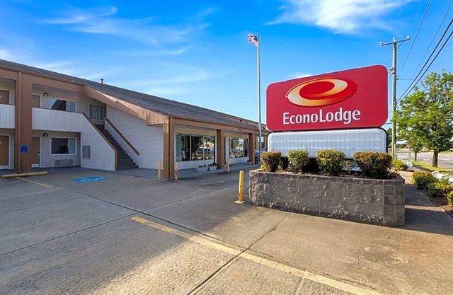 Econo Lodge Little Creek