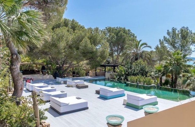 Eden Paradise Villa