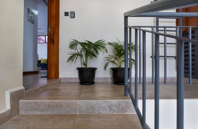 Edmor Lite by Edmor Suites