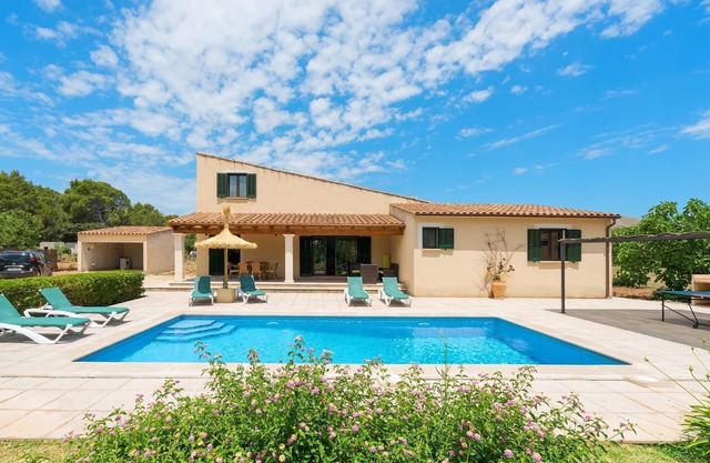 El reconet de n'Aina *Quiet villa very close to all sites . Wifi, AACC, parking