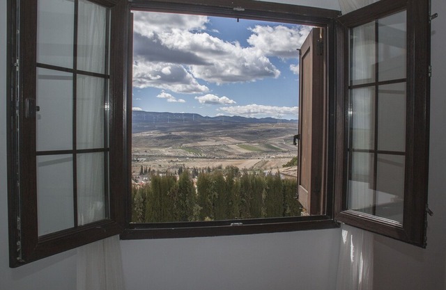 Elegant apartment with wonderful views next to Granada