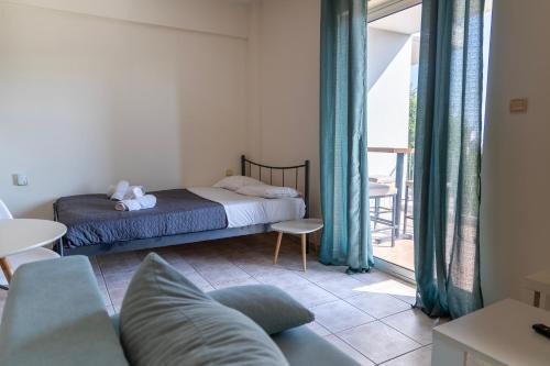 Elia mini suite 1