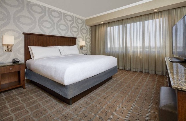 Embassy Suites by Hilton San Diego La Jolla 2 Room Premium Suite - 1 King Bed - 1 Bedroom