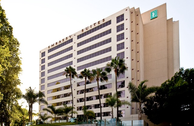 Embassy Suites by Hilton San Diego - La Jolla