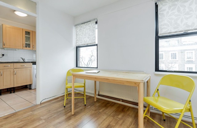 Entire Studio Flat Near Big Ben - 1 min from Pimlico Station