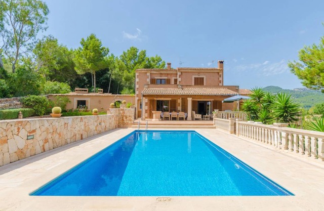 ES TURO DE FRAÇA - Villa for 10 people in S'Horta.
