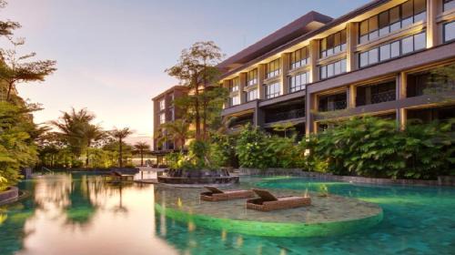 Esco Luxe Benoa
