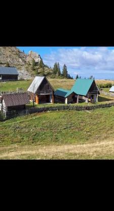 Etno katun Mokra
