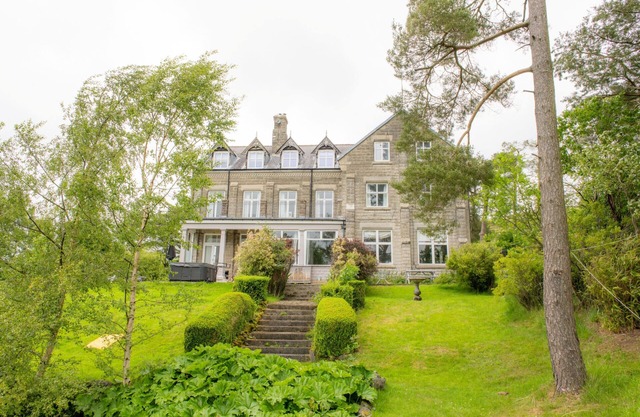 Evergreen Manor