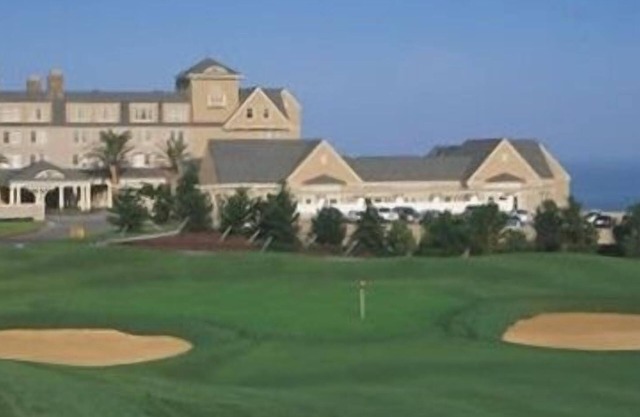 Executive Vacation House Next to Ritz-Carlton