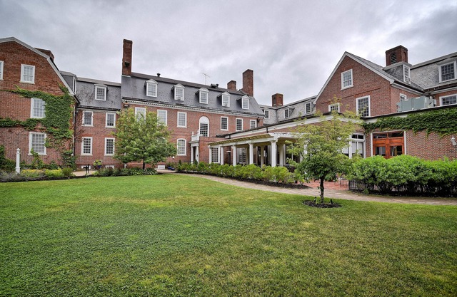 Exeter Inn