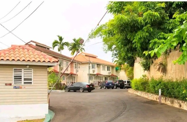 Exotic 2 bedroom Westgate Hills