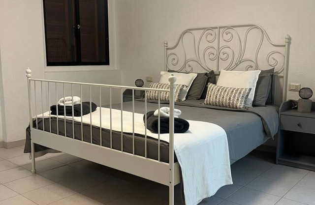 Experience our accessible, pet-friendly paradise, just 5 minutes from the beach