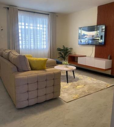 Exquisit Homes 2 Bdrm Suite
