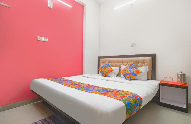 FabExpress Royal Palace Inn