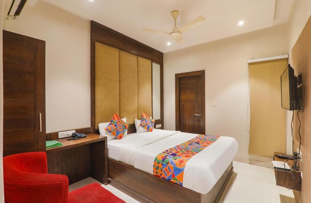 FabExpress Stay Inn I