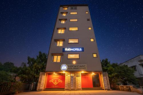 FabHotel A White Pearl Suites - Yelahanka