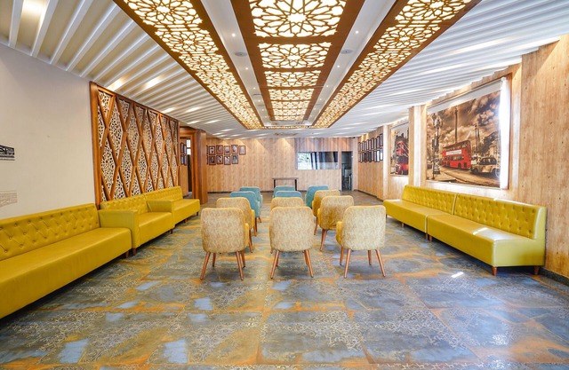 Fabhotel Prime Signature Inn