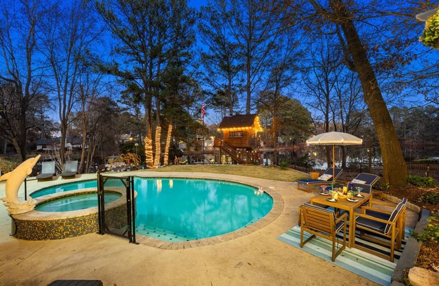Fabulous Fall Stays for Families and Friends!